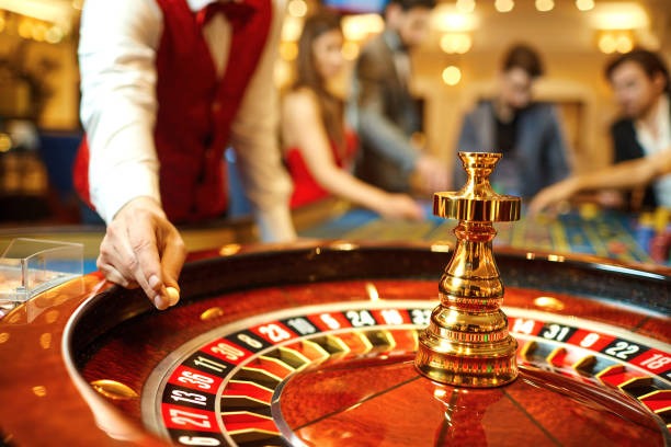 megawin 138 platform overview showing slot games, live casino, and sportsbook sections